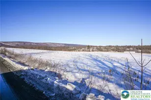 8600 Delong Dr, Heidelberg Twp, PA 18080 - Photo 20