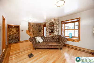 2568 Pike, Upper Saucon Township, PA 18036 - Photo 24