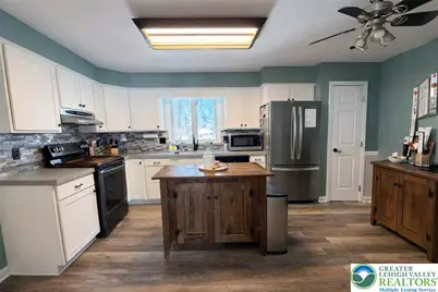 1060 Arbor Lane, Slatington, PA 18080 - Photo 10