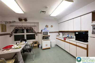 706 Grape Street, Whitehall, PA 18052 - Photo 16