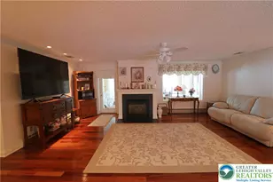 7416 Carol Ln, East Allen Township, PA 18067 - Photo 6