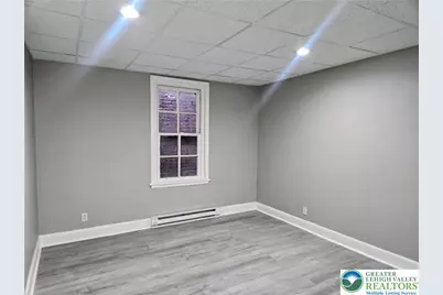 42 N 8th Street #2R, Allentown, PA 18102 - Photo 2