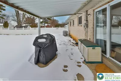 2227 W Woodlawn Street, South Whitehall Twp, PA 18104 - Photo 36