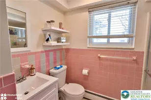 2227 W Woodlawn St, South Whitehall Twp, PA 18104 - Photo 18