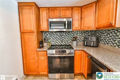 2227 W Woodlawn Street, South Whitehall Twp, PA 18104 - Photo 16