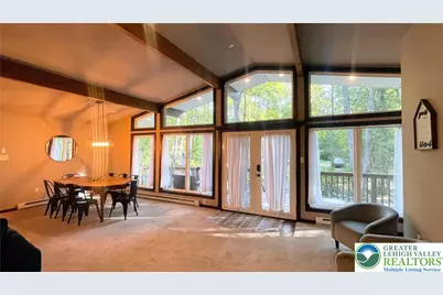 11 Hemlock Path, Penn Forrest, PA 18229 - Photo 4