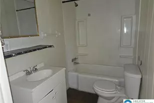 230 N 10th St, Allentown, PA 18102 - Photo 8