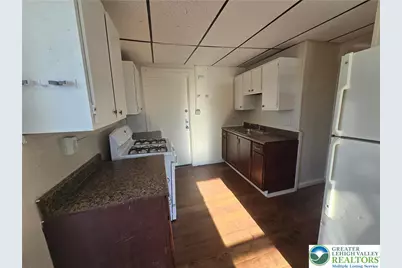 230 N 10th Street #3, Allentown, PA 18102 - Photo 4