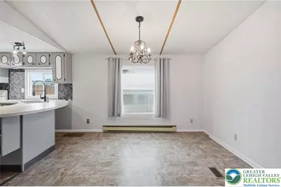 84 Linda Drive, Lehigh Township, PA 18088 - Photo 10