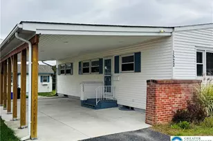 1522 Elayne St, Freemansburg, PA 18017 - Photo 2