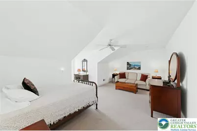 1895 Caryn Drive, Lower Saucon Township, PA 18055 - Photo 18