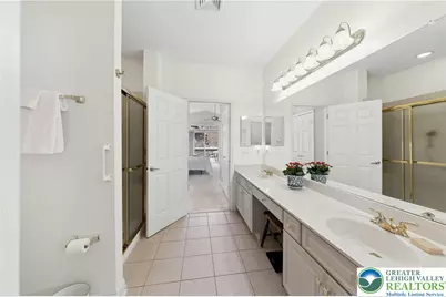 1895 Caryn Drive, Lower Saucon Township, PA 18055 - Photo 14