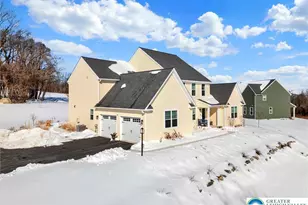 2645 Longridge Dr, Lower Saucon Township, PA 18055 - Photo 2