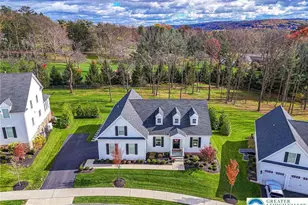 4475 Stonebridge Dr, Upper Saucon Township, PA 18015 - Photo 4