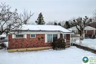 2463 S Lumber St, Allentown City, PA 18103 - Photo 6