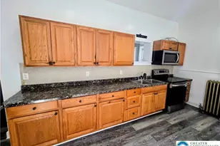 528 N 6th St, Allentown, PA 18102 - Photo 4