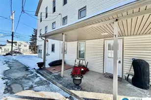 370 Main St, Tatamy Boro, PA 18085 - Photo 2