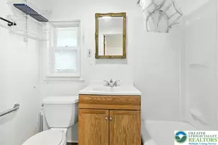 139 W Sycamore St, Allentown, PA 18102 - Photo 2