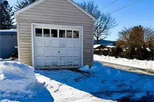 194 N 7th St, Lehighton Boro, PA 18235 - Photo 34