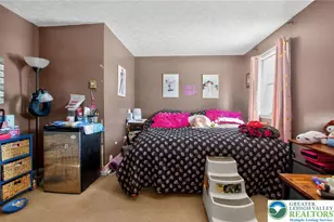 402 Donna Dr, Other, PA 17038 - Photo 6