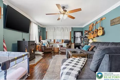 405 E Landis Street, Coopersburg, PA 18036 - Photo 10