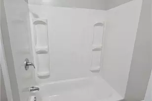 625 N 6th St, Allentown, PA 18102 - Photo 4