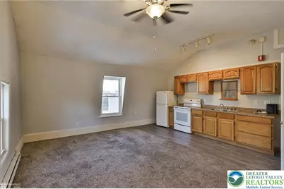 38 W Central Avenue, Bangor Boro, PA 18013 - Photo 86