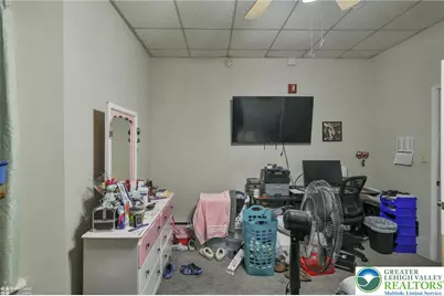 38 W Central Avenue, Bangor Boro, PA 18013 - Photo 8