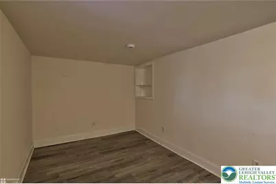 38 W Central Avenue, Bangor Boro, PA 18013 - Photo 96