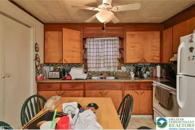 38 W Central Avenue, Bangor Boro, PA 18013 - Photo 12