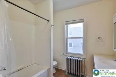 38 W Central Avenue, Bangor Boro, PA 18013 - Photo 60