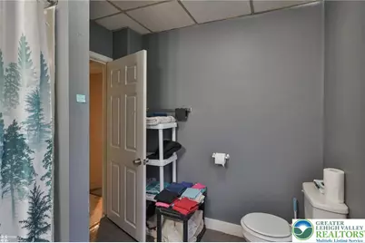 38 W Central Avenue, Bangor Boro, PA 18013 - Photo 18