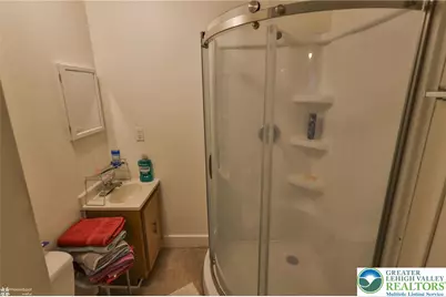 38 W Central Avenue, Bangor Boro, PA 18013 - Photo 74