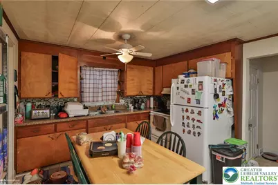 38 W Central Avenue, Bangor Boro, PA 18013 - Photo 10