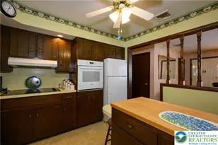 322 Walnut Dr, Lehigh Township, PA 18067 - Photo 6