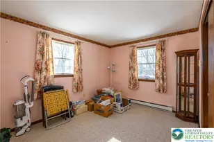 322 Walnut Dr, Lehigh Township, PA 18067 - Photo 14