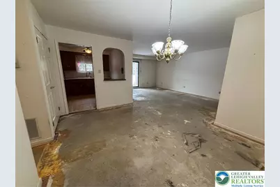 4501 Hedgerow Drive # 4, Lower Macungie, PA 18103 - Photo 4