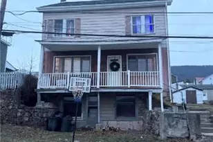 29 E Wiconisco Ave, Tower City, PA 17980 - Photo 1