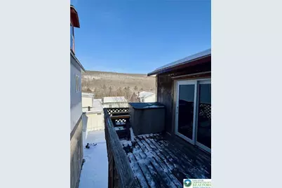 106 E Catawissa Street, Nesquehoning, PA 18240 - Photo 4