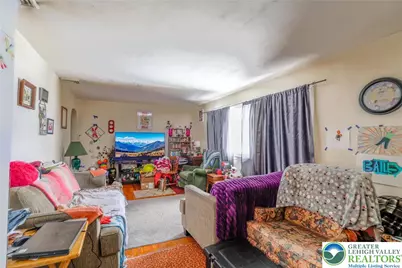 916 Race Street, Catasauqua, PA 18032 - Photo 2