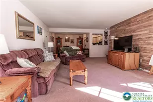 4754 Cheryl Dr, Freemansburg, PA 18017 - Photo 6