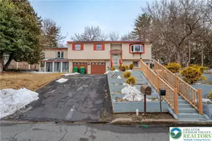 2233 Northwood Ave, Easton, PA 18045 - Photo 2