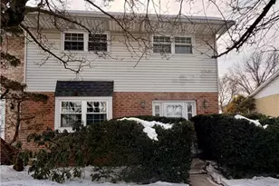 52 Willow St, Macungie, PA 18062 - Photo 1