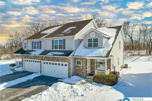 812 S Fork Dr, Forks Twp, PA 18040 - Photo 2