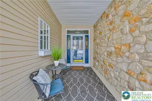 134 Glenmoor Cir S, Easton, PA 18045 - Photo 2