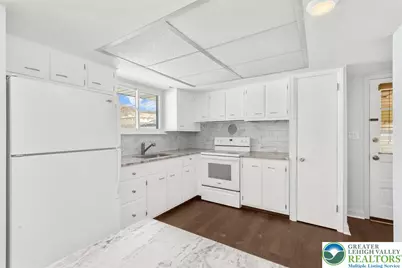 329 Juniata Street, Allentown City, PA 18103 - Photo 8