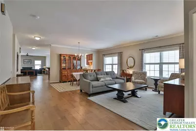 5444 Loyal Drive, Freemansburg, PA 18017 - Photo 8