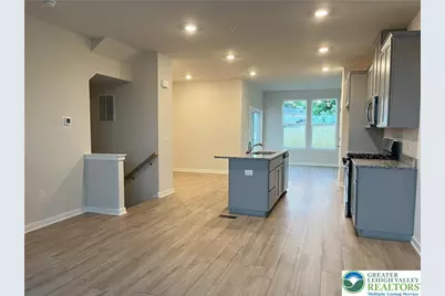 7620 Clayton Avenue, Upper Saucon Township, PA 18036 - Photo 8