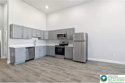 109 S Centre Street #5, Pottsville, PA 17901 - Photo 4