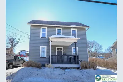 445 W Central Avenue, East Bangor Boro, PA 18013 - Photo 1